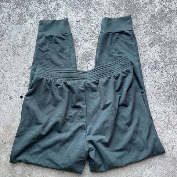 Eddie Bauer Womens Fleece Lounge Joggers M, Heather Olive new with tags casual - Picture 3 of 5